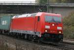 185 318-3 mit einen KLV-Zug Richtung Norden kurz hinter Fulda am 24.10.2009
