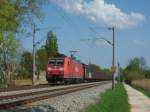 185 085-8 mit CS 49156 Bludenz/A - Bremerhaven-Kaiserhafen bei Markelfingen.