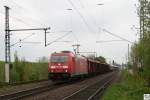 185 264-9 zieht einen Güterzug in Richtung Bamberg. Die Aufnahme entstand am 13. Mai 2010 in Bad Staffelstein.