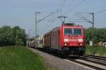 185 227-6 mit einem Gterzug in Bornheim am 22.05.2010