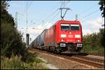 185 327 (9180 6185 327-1 D-DB) hat einen KLV-Zug aus Skandinavien am Harken und bringt ihn bei Sythen ins Ruhrgebiet.