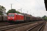 185 063-5 mit einem Schiebewandzug in Kln West am 27.07.2010