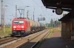 185 245-8 mit einem Kesselzug am 04.08.2010 durch Grokorbetha