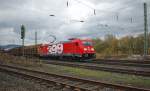 Auch wenn sie der DB angehrt, bietet sie doch etwas mehr Abwechslung im Alltags-rot. 185 399-3, die letzte von Bombardier an die DB ausgelieferte Lok der Baureihe 185. Hier mit Gz in Fahrtrichtung Sden in Eschwege West. Aufgenommen am 11.11.2010.