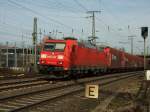 185 194-8 mit einem Gterzug in Richtung Sden.Aufgenommen zwischen Koblenz Hbf und Koblenz-Ltzel.12.3.11