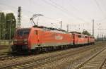 Ein Lokzug bespannt mit 189 055,151 038 und 139 262 am 21.5.11 im Neuwider BF