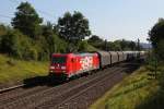 185 399 mit einem Gterzug am 18.08.2011 bei Postbauer-Heng.