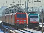 185 368-8 und Cobra 186 196 (2804) stehen am 07.02.2012 in der Abstellgruppe in Aachen West.