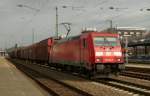 185 360-5 zieht am 29.02.2012 den Opelzug durch Kaiserslautern