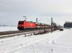 Die 185 258 mit einem Gterzug am 12.12.2012 unterwegs bei Langenisarhofen.