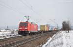 185 297 (91 80 6185 297-9 D-DB) mit Containerzug am 09.02.2013 bei Plling