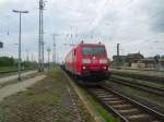 Am 09.05.2013 kam 185 180 mit einem DB Schenkerzug durch Stendal und fuhr weiter in Richtung Magdeburg.