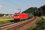 185 320 mit einem KLV Zug am 13.07.2013 bei Vilshofen.