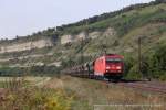 185 342-3 (DB) fhrt am 29. August 2013 um 16:58 Uhr mit einem Gterzug durch Thngersheim