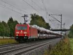 185 356-3 durchfhrt mit einen Autozug ( alles Audi)am 18.09.13 Thngersheim.