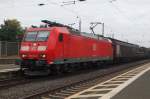 185 146-8 zieht einen gemischten Gterzug Richtung Norden durch Bonn-Beuel, aufgenommen am 06.10.2013.