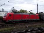 185 240-9 am 07.11.13 in Hanau Hbf von Gleis 7 aus fotografiert