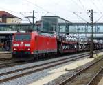 185 178 zieht einen Ganzzug mit Ford PKW`s am 15.05.2014 durch Regensburg(Hbf.).