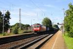 185 120-3 DB  kommt durch Kohlscheid mit einem langen gemischten Güterzug aus Osnabrück nach Kortenberg-Goederen(B) und fährt die Kohlscheider-Rampe hoch nach Aachen-West und fährt