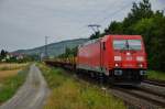 185 205-2 mit einen gemischten Güterzug bei Thüngersheim am 16.07.14.