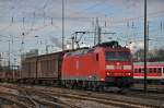 DB Lok 185 120-3 durchfährt den Badischen Bahnhof. Die Aufnahme stammt vom 19.11.2014.