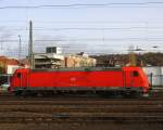 185 212-8 DB rangiert in Aachen-West. 
Aufgenommen vom Bahnsteig in Aachen-West. 
Bei schönem Herbstwetter am Morgen vom 14.11.2015.