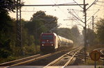 185 293-8 DB kommt aus Richtung Aachen-West,Laurensberg,Richterich,,Kohlscheid,Herzogenrath,Palenberg,Zweibrüggen,Frelenberg,Geilenkirchen,Süggerrath und fährt Lindern mit einem Kesselzug aus Antwerpen-Rhodesie(B) nach Schwedt(Oder) in Richtung ,Brachelen,Hückelhoven-Baal,Baal,Erkelenz,Herrath,Beckrath,Wickrath,Rheydt,Mönchengladbach. 
Aufgenommen vom Bahnsteig 2 in Lindern.
An einem schönem Sommerabend am Abend vom 23.9.2016.