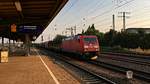 185 283 (91 80 6185 283-9 D-DB) mit einem gemischten Güterzug am schön sonnigen Abend des 14.09.2016 in Hamm (Westfalen)
