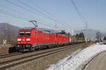 185 392 + 185 269 mit Güterzug bei Niklasdorf am 24.01.2017.