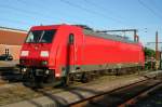 DB 185 322-5 am 16.5.2008 in Padborg.
Ich wei nicht, ob das jetzt normal ist, dass die Loks ohne Eigentmerzeichen herumfahren. Es ist jedenfalls nicht die einzigste.