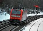 185 154 mit einem Stop in der berholspur kurz vor Fulda am 12.02.2010