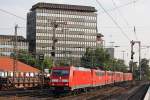 Die nach ihrem Unfall frisch aufarbeitete und Hauptuntersuchte 185 388 zog am 16.7.13 einen Lokzug durch Düsseldorf-Rath.