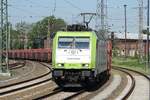 185 578-2 der Captrain durchfährt mit einem leeren Autotransportzug Frankfurt/Oder in Richtung Grenzbahnhof nach Polen.