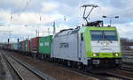 ITL - Eisenbahngesellschaft mbH mit der Captrain   185 581-6  [NVR-Number: 91 80 6185 581-6 D-ITL] und Containerzug am 10.01.19 Bf.