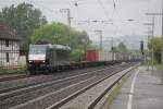 185 553-5 (MRCE,Locon) mit Containerzug am 07.05.2009 durch Kreiensen 