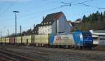 Am 27.02.2010 bespannte 185 523-8 den Warsteiner-Zug. Hier in Fahrtrichtung Norden in Bad Hersfeld.