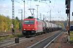 BR 185 585-7 der HGK mit einem Kesselwagenzug Richtung Basel am 28.10.2010