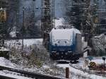 Hat sich am 30.11.2010 in Aachen West einschneien lassen, 185 524-6 steht auf dem Abstellgleis 204.