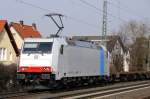 Fr Railpool unterwegs: 185 639-2 mit einem leeren Containerwagen-Zug Richtung Heidelberg, die KBS 650 unter den Rdern. Blitzsauber in Durchfahrt Zwingenberg a.d. Bergstrasse. (12.03.2011)