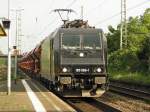 185 569-1 mit dem Dyckerhoff Zementzug in Beuel am 27.7.2011