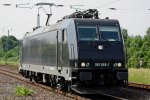 MRCE 185 569 (im Einsatz fr Neusser Eisenbahn) am 29.5.12 als Lz in Neuss-Nievenheim.