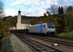 185 680 mit einem Gterzug am 02.11.2012 unterwegs bei Wernstein.