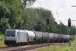 Railpool/RTB Cargo am 14.6.13 mit einem Kesselzug in Ratingen-Lintorf.
Gru zurck ;-)