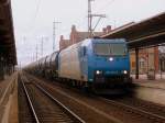 Am 15.02.2014 kam 185 523 mit einem Kesselzug aus Richtung Uelzen nach Stendal und fuhr nach kurzem Halt weiter Richtung Berlin.