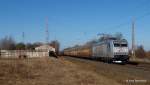 185 539-4 TXL hat am 8.03.15 ihrem ARS Autozug aus Bremerhaven am Haken und durchfährt hier Wahnebergen.