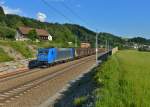 185 511 mit einem Güterzug am 29.06.2015 bei Wernstein am Inn.