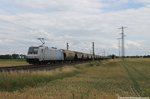 185 689-7 Railpool mit Getreidewagen bei Sierße am 01.07.2016