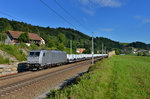 185 621 mit einem Autozug am 10.07.2016 bei Wernstein am Inn.