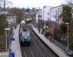 186 293-7 von Lineas kommt durch Aachen-Schanz mit einem Kurzen Kesselzug aus Antwerpen-BASF(B) nach Ludwigshafen-BASF(D) und kommt aus Richtung Aachen-West und fährt in Richtung