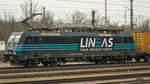 186 293-7 von Lineas durchfährt den Rangierbahnhof Weil nach Muttenz.